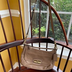 COACH detachable crossbody with handle. Excellent used condition. Leather&lined